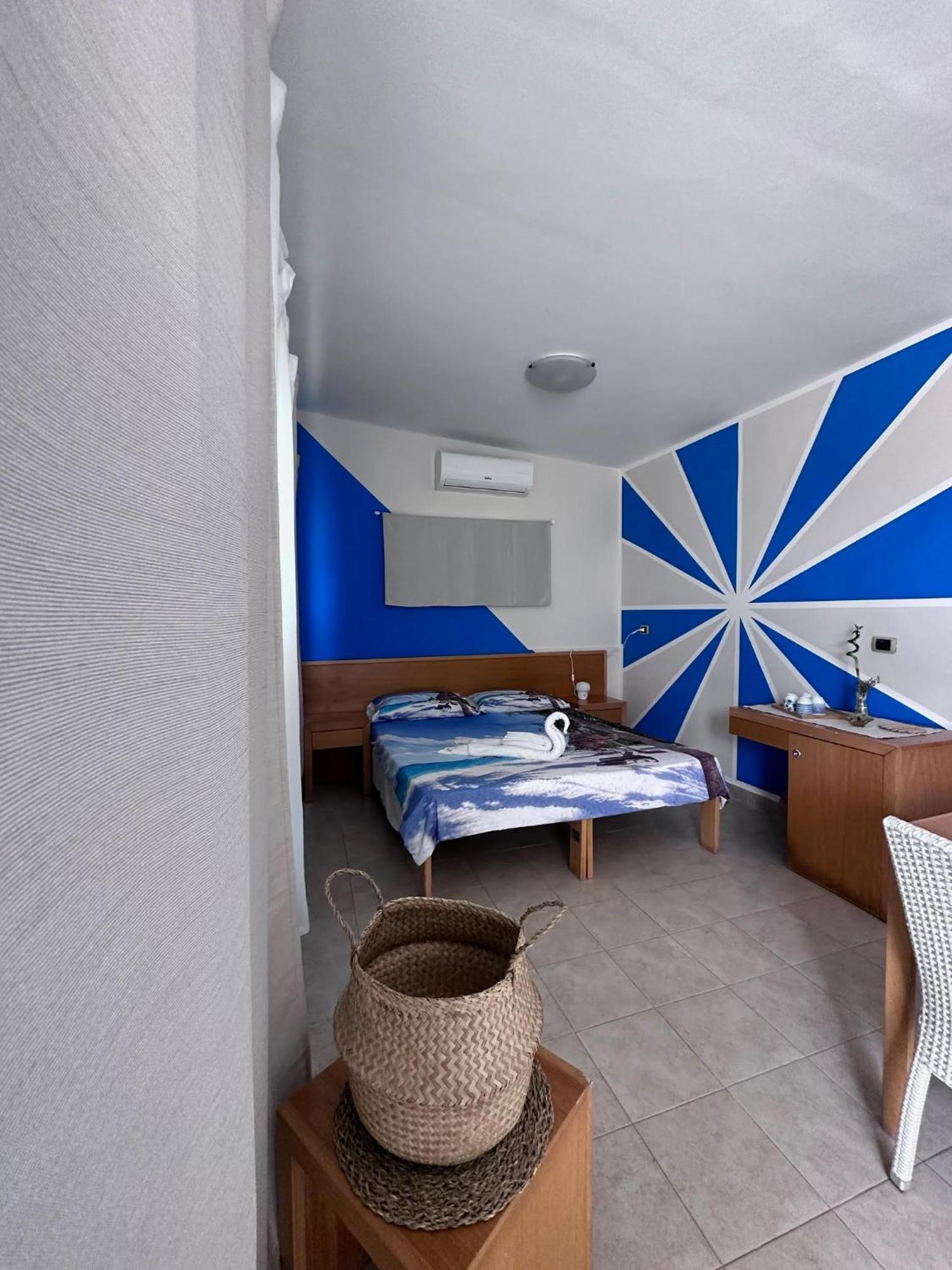 Villaggio Albergo Internazionale La Plaja Katanya Dış mekan fotoğraf