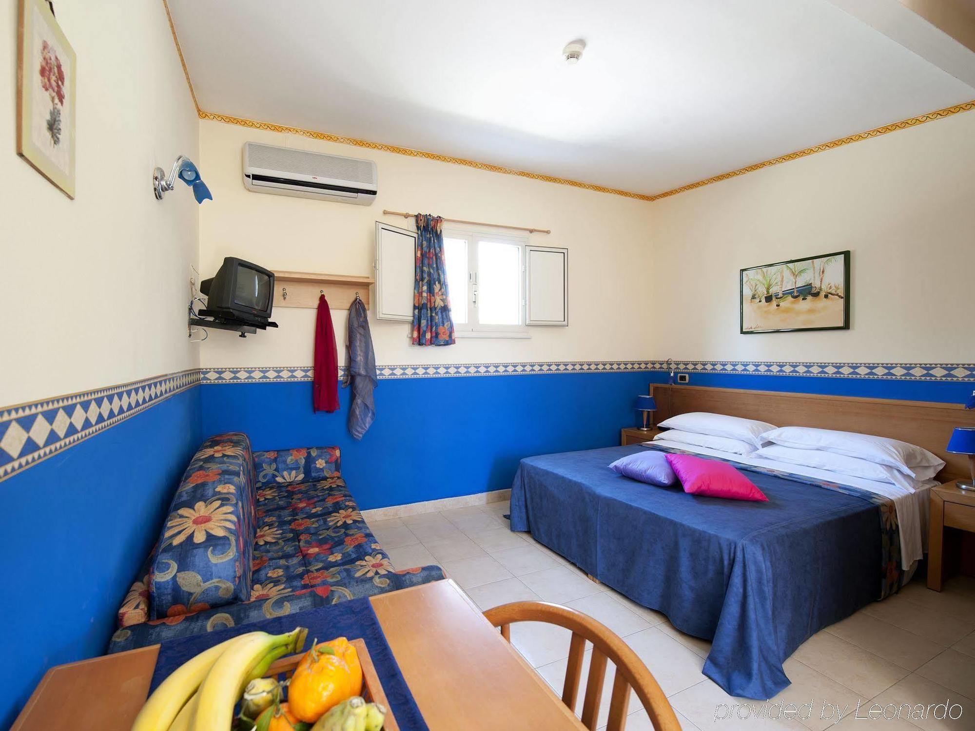 Villaggio Albergo Internazionale La Plaja Katanya Dış mekan fotoğraf